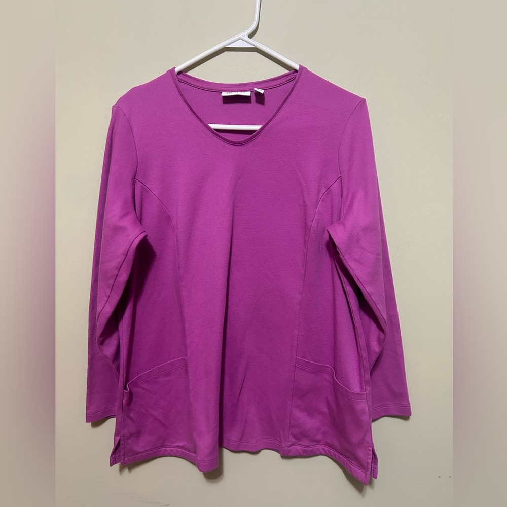 Lavender L Denim and Co top
